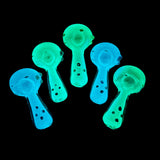 4.5" Glow In The Dark Hand Pipe Spoon with Color Star Art
